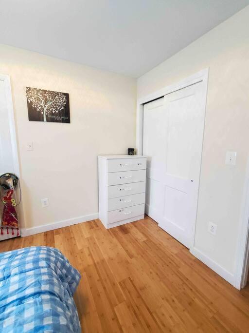 5 Star Room/Close To Town Center And Everything/5 Min Walk Metro Rockville Extérieur photo