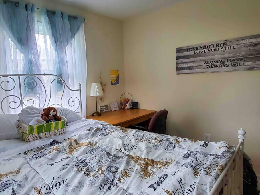 5 Star Room/Close To Town Center And Everything/5 Min Walk Metro Rockville Extérieur photo